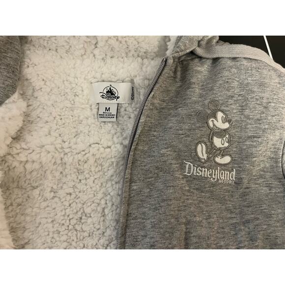 Disney Women's Gray Zip Up Hoodie Jacket Size M Mickey Mouse Theme Sherpa lined - Picture 8 of 8
